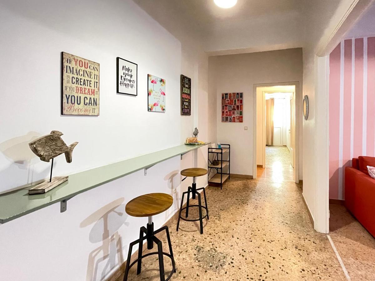 Soho Charming 55Sqm Apt In Athens Apartment ภายนอก รูปภาพ